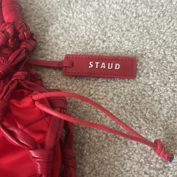 Staud Red Rose Hitch shoulder bag - Picture 8 of 16